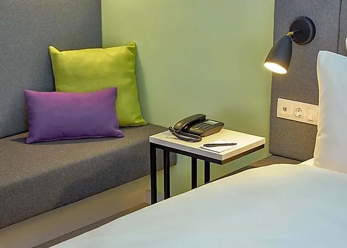Hotel H+ 4*