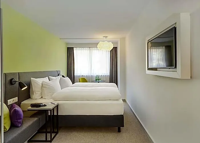 H+ Hotel